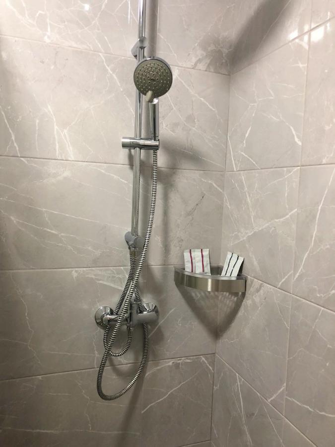 East Residence Gray Kiev Dış mekan fotoğraf