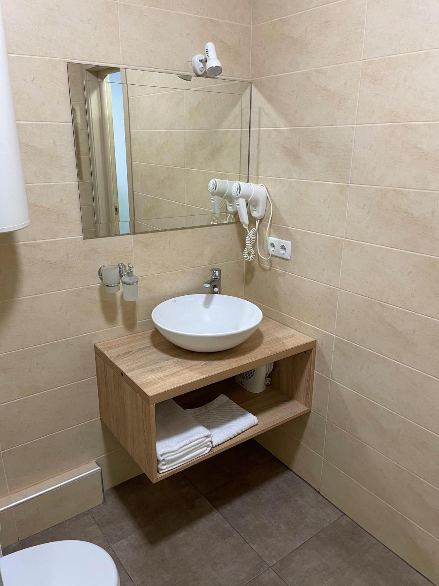 East Residence Gray Kiev Dış mekan fotoğraf